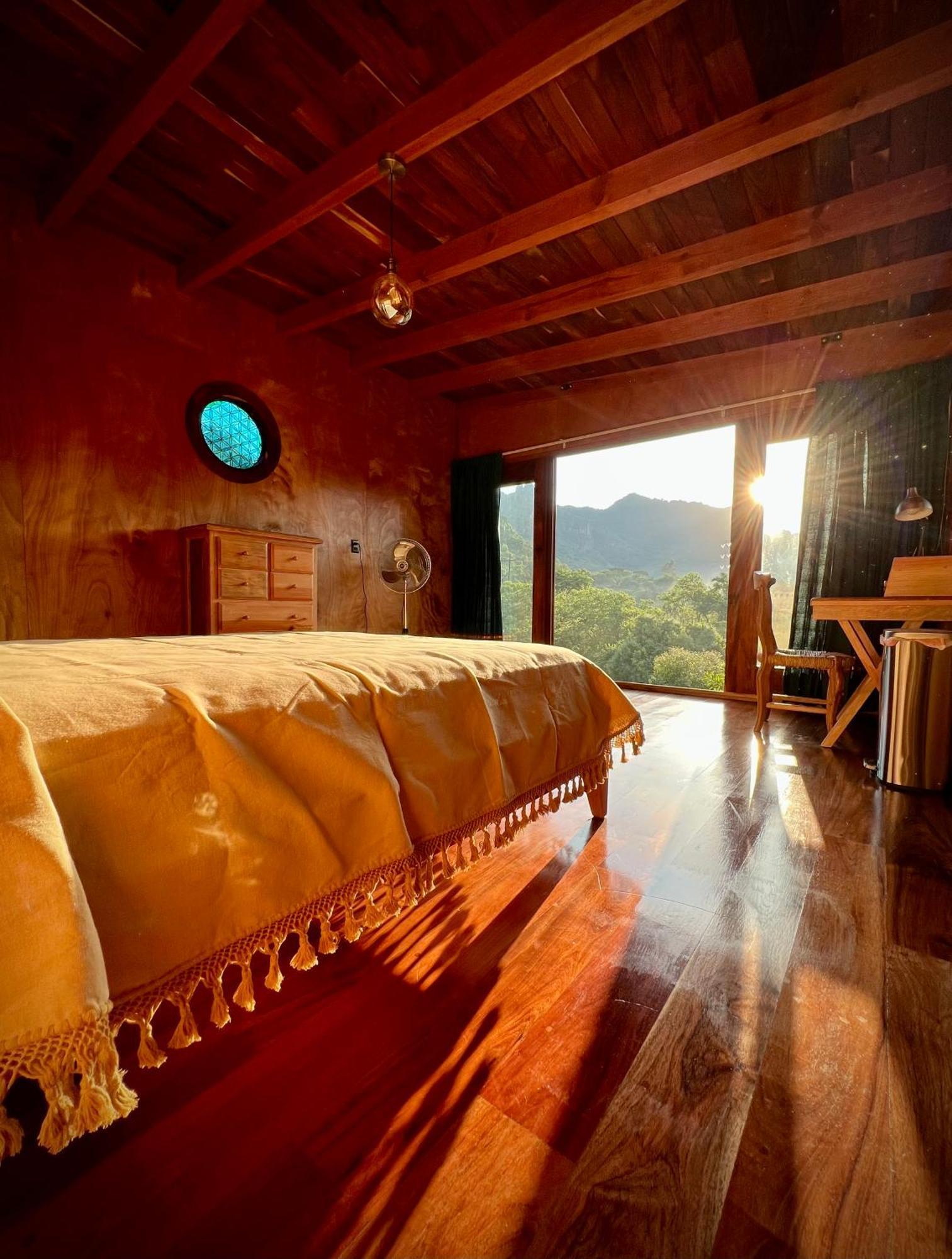 Santuario Ave Fenix-Cabanas Tepoztlán Exterior photo